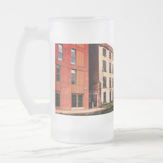 Langs het kanaal, Leeds Matglas Bierpul (Links)