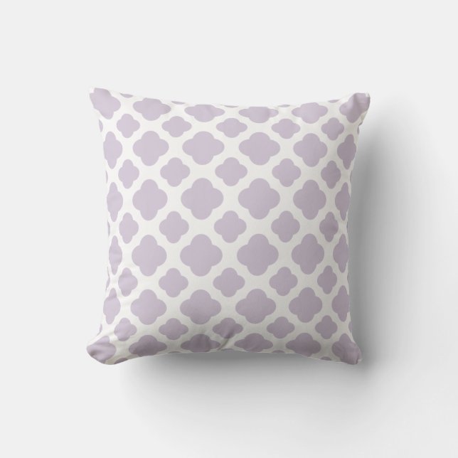 Languid Lavender en White Quatrefoil Pattern Kussen (Voorkant)