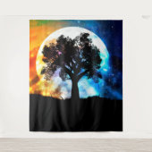 Langwerpige planeet boven de sterrenhemel en grote wandkleed (Voorkant)