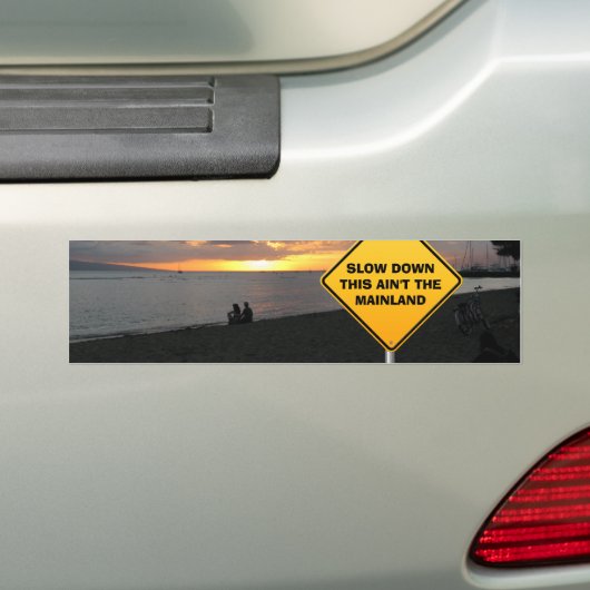 Langzaam - dit is niet het vasteland bumpersticker (Op auto)