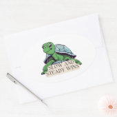 Langzaam en stabiel wint schildpad ovale sticker (Envelop)