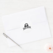 LANGZAAM VERLAGEN RONDE STICKER (Envelop)