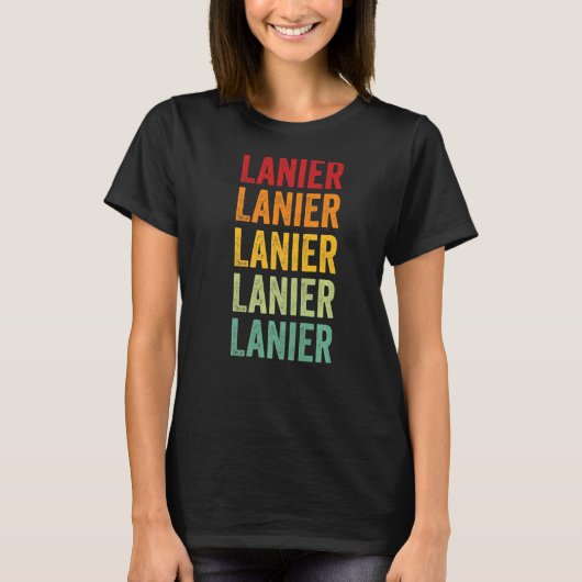 Lanier County Georgia Rainbow Text T-shirt (Voorkant)