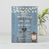  Lantaarn Dusty Blue Barn Wood Wedding Kaart (Staand voorkant)
