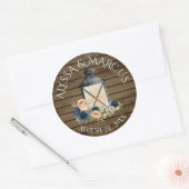  Lantaarn en marineblauw Rustic Barn Wedding Ronde Sticker (Envelop)