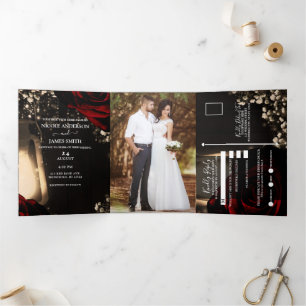 Lantaarn en rode rozen Romantic Rustic Wedding Drieluik Uitnodiging