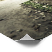 Lantaarn met ouderdomskracht op een bakstenen muur poster (Hoek)