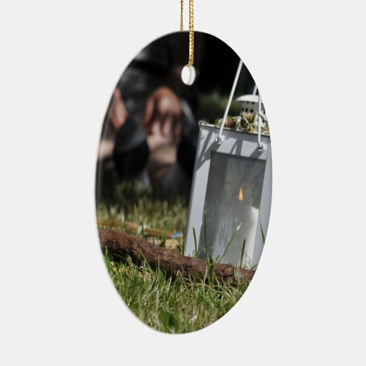 Lantaarn van licht keramisch ornament (Rechts)