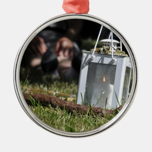 Lantaarn van licht metalen ornament (Voorkant)