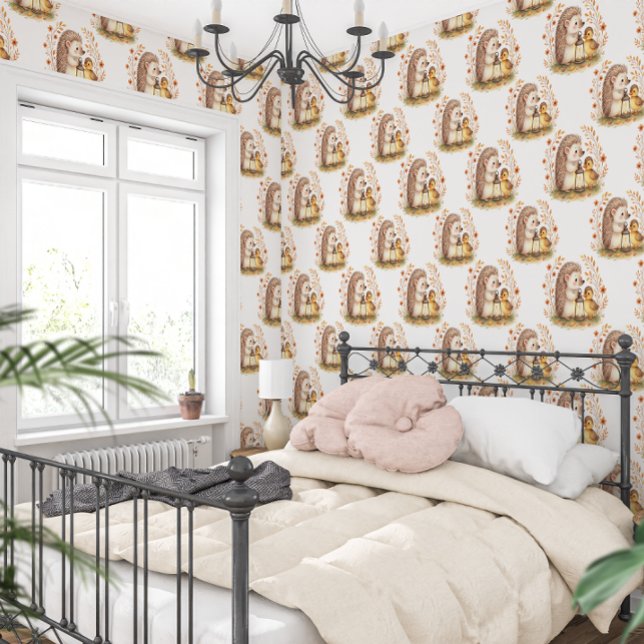 Lantaarn & Veer Haven Bosrand Egel Decoratie Behang (A woodland friendship illuminated by warmth, wonder, and unforgettable guest experiences)