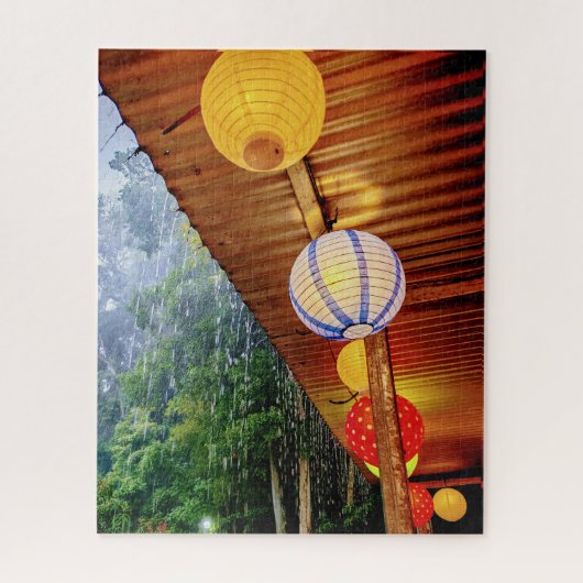 Lantaarnlicht in de regen – Stille Guatemala legpu Legpuzzel (Verticaal)