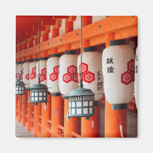 Lantaarns binnen het Itsukushima-heiligdom Magneet (Voorkant)