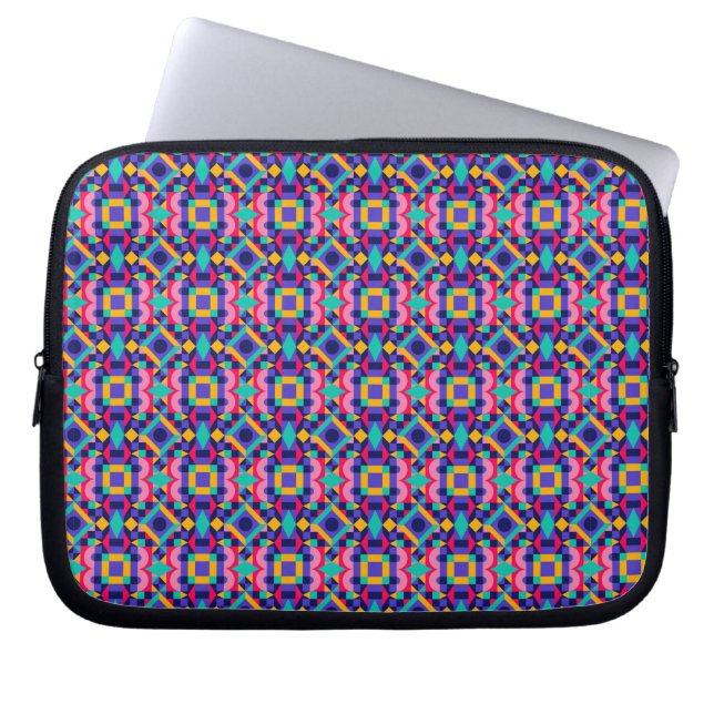 Laptop sleeve with a vibrant geometric pattern (Voorkant)