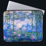 Laptophoes met monet water laptop sleeve<br><div class="desc">Monet Water Lilies laptophoes. Olieverf op canvas vanaf 1916. Monet schilderde zijn beroemde waterlelie obsessief in de laatste jaren van zijn loopbaan, waarbij hij inspiratie putte uit het licht van de zon en het verschuivende effect ervan op het water, de aquatische bloemen en de bladeren. Dit schilderij is voorzien van...</div>