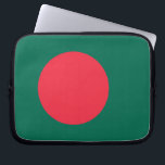 Laptophoes met vlag van Bangladesh Laptop Sleeve<br><div class="desc">Show uw trots uit Bangladesh terwijl u uw technologie beschermt met onze stijlvolle laptophoes met de vlag van Bangladesh! Deze laptophoes is ontworpen voor zowel functie als flair en toont prominent het levendige rood en groen van de Bengalese vlag in een gedurfde, opvallende lay-out. Of je nu naar de klas...</div>