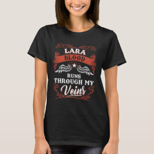 Lara Blood stroomt door mijn aderen Familie Kerstm T-shirt