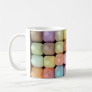 Large multi-colored chalk pattern on mug koffiemok