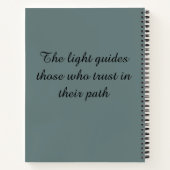 Large Zen Spiral Journal: Full Wrap Mindful Notitieboek (Achterkant)