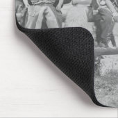 Larry Larom met zes kinderen. Muismat (Hoek)