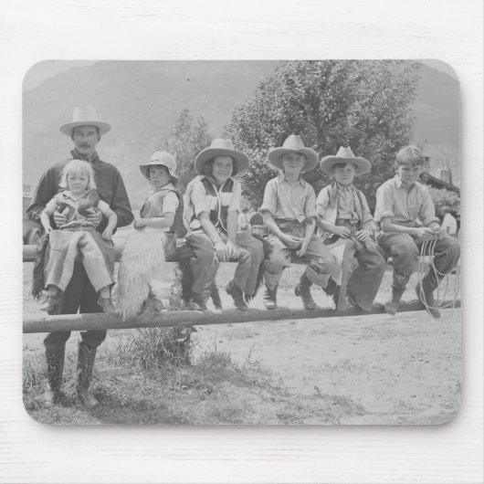 Larry Larom met zes kinderen. Muismat (Voorkant)