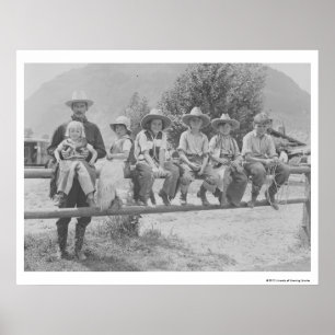 Larry Larom met zes kinderen. Poster