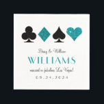 Las Vegas Bruiloft Blauwgroen en zwart cocktail se Servet<br><div class="desc">De perfecte touch voor uw Las Vegas of casinothema receptie cocktailbar,  deze aangepaste servetten hebben een klassiek motief van kaartpakken in faux blauwgroen blauw glitter en zwart en de nieuwe getrouwde achternaam in prominente en chique tekst.</div>