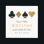 Las Vegas Bruiloft Goud en Zwart Cocktail Servet<br><div class="desc">De perfecte touch voor uw Las Vegas of casino thema receptie cocktail bar,  deze aangepaste servetten zijn voorzien van een fonkelende gouden faux glitter en zwarte kaart pakken en de nieuwe getrouwde achternaam in prominente en chique tekst.</div>