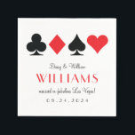 Las Vegas Bruiloft Rood en Zwart Cocktail Servet<br><div class="desc">De perfecte touch voor uw Las Vegas of casino thema receptie cocktail bar,  deze aangepaste servetten hebben een klassiek motief van kaart pakken in rood en zwart en de nieuwe getrouwde achternaam in prominente en chique tekst.</div>