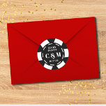 Las Vegas Casino Poker Chip Bruiloft Save The Date Ronde Sticker<br><div class="desc">Poker chip bruiloft briefpapier is een unieke en creatieve manier om een vleugje plezier toe te voegen aan uw bruiloft uitnodigingen. Deze op maat gemaakte stickers kunnen worden gebruikt als save-the-date herinneringen of op huwelijksgunsten. Ze kunnen worden gepersonaliseerd met jouw naam initialen en trouwdatum.</div>