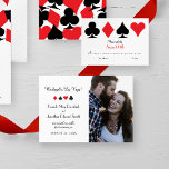 Las Vegas Foto Elopement Aankondiging Red Black<br><div class="desc">Jij en je geliefde zijn naar Las Vegas gegaan om te trouwen en willen het gelukkige nieuws delen met familie en vrienden. Personaliseer deze klassieke rode en zwarte kaart pak thema aankondiging met uw aangepaste tekst en een bruiloft foto.</div>