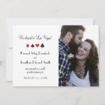 Las Vegas Foto Elopement Aankondiging Red Black<br><div class="desc">Jij en je geliefde zijn naar Las Vegas gegaan om te trouwen en willen het gelukkige nieuws delen met familie en vrienden. Personaliseer deze klassieke rode en zwarte kaart pak thema aankondiging met uw aangepaste tekst en een bruiloft foto.</div>