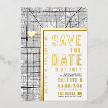 Las Vegas Liefde Locator | Bruiloft Bewaar de datu Folie Uitnodiging<br><div class="desc">Een unieke save-the-date uitnodigingskaart met een kaart van de stad Las Vegas, Nevada. Het beschikt over verschillende unieke functies die indruk maken op uw toekomstige gast, waaronder de namen van de bruid en bruidegom, de naam van de stad, en de woorden "Save the Date" in gouden folie. Een gouden folie...</div>