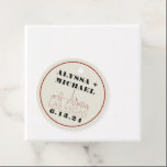 Las Vegas Skyline Casino Wedding Bedankjes Labels<br><div class="desc">Een leuke en moderne Las Vegas Skyline Casino ronde gunst tag voor uw evenement in Las Vegas! Deze aangepaste ronde gunst tag beschikt over casino rode Las Vegas skyline en volledig aanpasbaar lettertype en tekst op ivoorcrème achtergrond. Ideaal voor een trendy, modern of klassiek evenement - dit elegante label kan...</div>