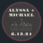 Las Vegas Skyline Casino Wedding Ronde Sticker<br><div class="desc">Een leuke en moderne Las Vegas Skyline Casino ronde sticker voor uw evenement in Las Vegas! Deze aangepaste ronde sticker is voorzien van ivoorcrème Las Vegas skyline en volledig aanpasbaar lettertype en tekst op grafiet zwarte achtergrond. Ideaal voor een trendy, modern of klassiek evenement - deze elegante sticker kan worden...</div>