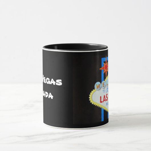 Las Vegas Strip Sign. Mok (Midden)