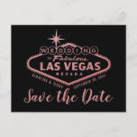 Las Vegas Wedding Roos Gold Save the Date Aankondigingskaart<br><div class="desc">Het beroemde Welkom in Las Vegas Sign (gewijzigd met de woorden "bruiloft") in het faux roos gold folie effect op een bewerkbare kleur zwarte achtergrond. Uniek typografisch ontwerp op de achterzijde is volledig aanpasbaar. Coördinerende punten beschikbaar in de Ontwerper van de Bestemmingen van de Grafiek van het PapierWinkel.</div>