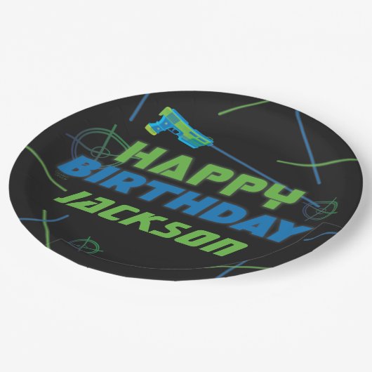 Laser Label Blue en Green Birthday Party Papieren Bordje (Gekanteld)