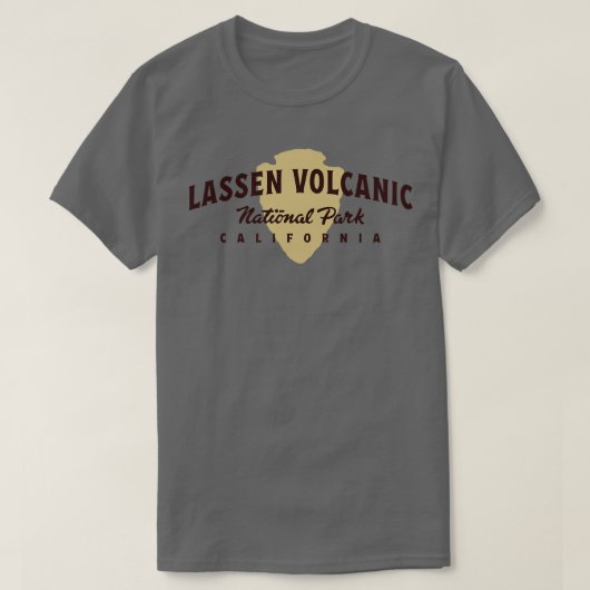 Lassen Volcanic National Park Arched Tekst Bruin T-shirt (Design voorkant)
