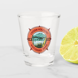 Lassen Volcanic National Park Retro Compass Emblem Shot Glas