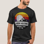 Lassen Volcanic National Park Retro Mountain desig T-shirt (Voorkant)
