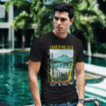 Lassen Volcanic National Park  T-shirt<br><div class="desc">Lassen Volcanic vector artwork ontwerp. Het park is rijk aan hydrothermische locaties zoals Bumpass Hell,  met zijn acres of bubbling modder pots.</div>