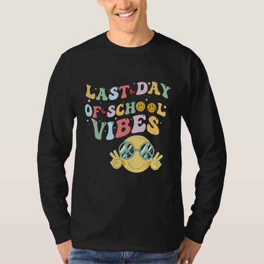 last day of summer vibes, groovy summer, funny tea t-shirt (Voorkant)