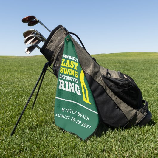 Last Swing Before the Ring Bachelor Golf Towel Golfhanddoek (Groen)