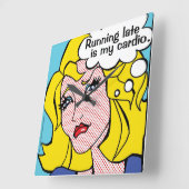 Late is mijn Cardio Blonde Comic Book Girl Vierkante Klok (Hoek)