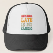 Late Running is mijn Cardio Funny Retro Fitness Gi Trucker Pet (Voorkant)