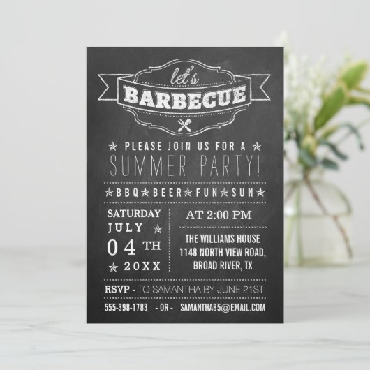 Laten we BBQ! Chalkboard Typography Summer Party Kaart (Staand voorkant)