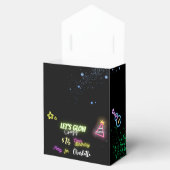 Laten we de gekke neonverjaardag lokken bedankdoosjes (Geopend)