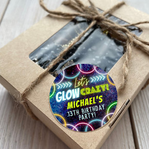 Laten we de gloeiende boer in de donkere partij la ronde sticker