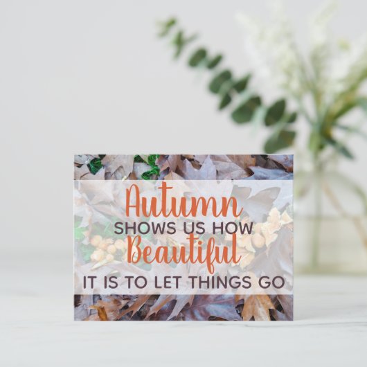 laten we de herfst omvallen bladeren bruin bladere briefkaart (Staand voorkant)