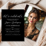 Laten we de minimalistische verjaardag van de zwar kaart<br><div class="desc">Vier het draaien van 30 in stijl met een minimalistisch script Black and Gold verjaardagsuitnodiging! Met strakke zwarte en gouden accenten, elegante scripttypografie en een schoon, modern ontwerp zet deze uitnodiging de toon voor een verfijnd feest. Perfect voor elke locatie, van chique lounges tot intieme bijeenkomsten, het combineert tijdloze elegantie...</div>